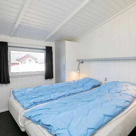 8 Person In * Vejers Strand